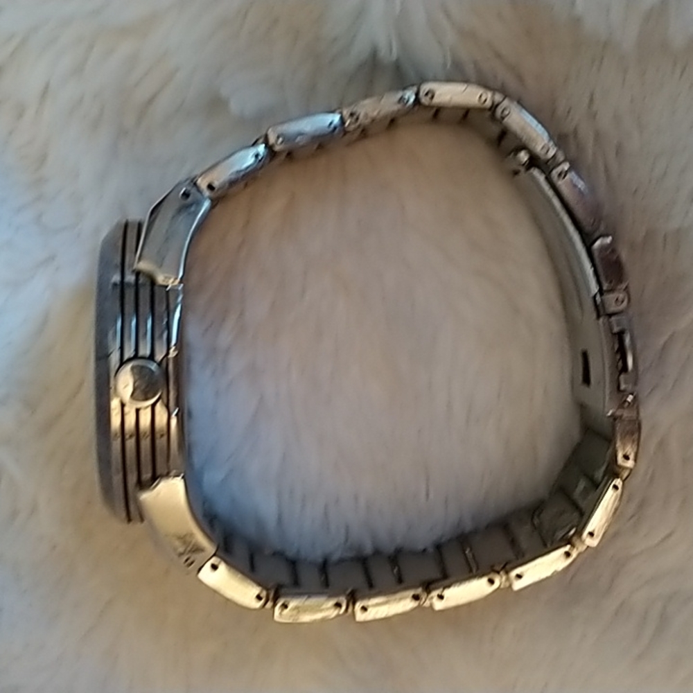 Men's Watch - Picture 2 of 5
